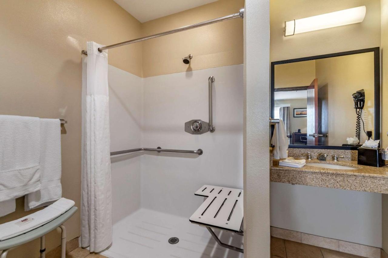 Hotel Comfort - Austin South