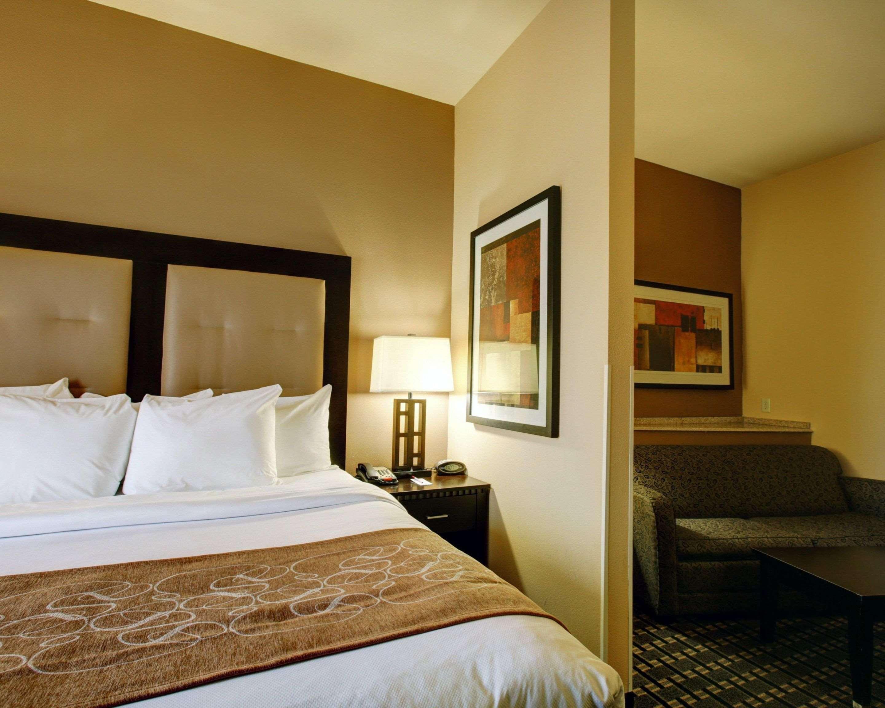 Hotel Comfort - Austin South